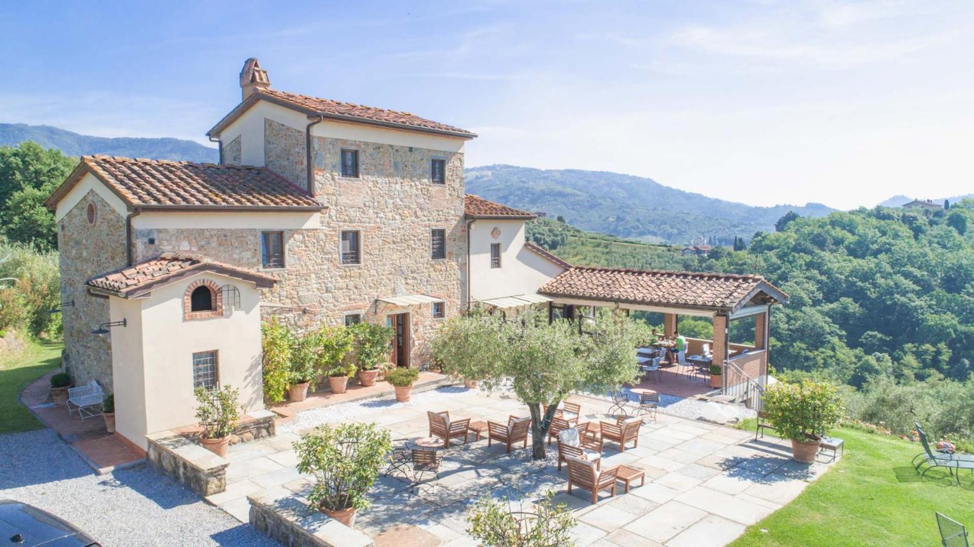 B&B Hotel La Piana Борго-а-Буджано Экстерьер фото